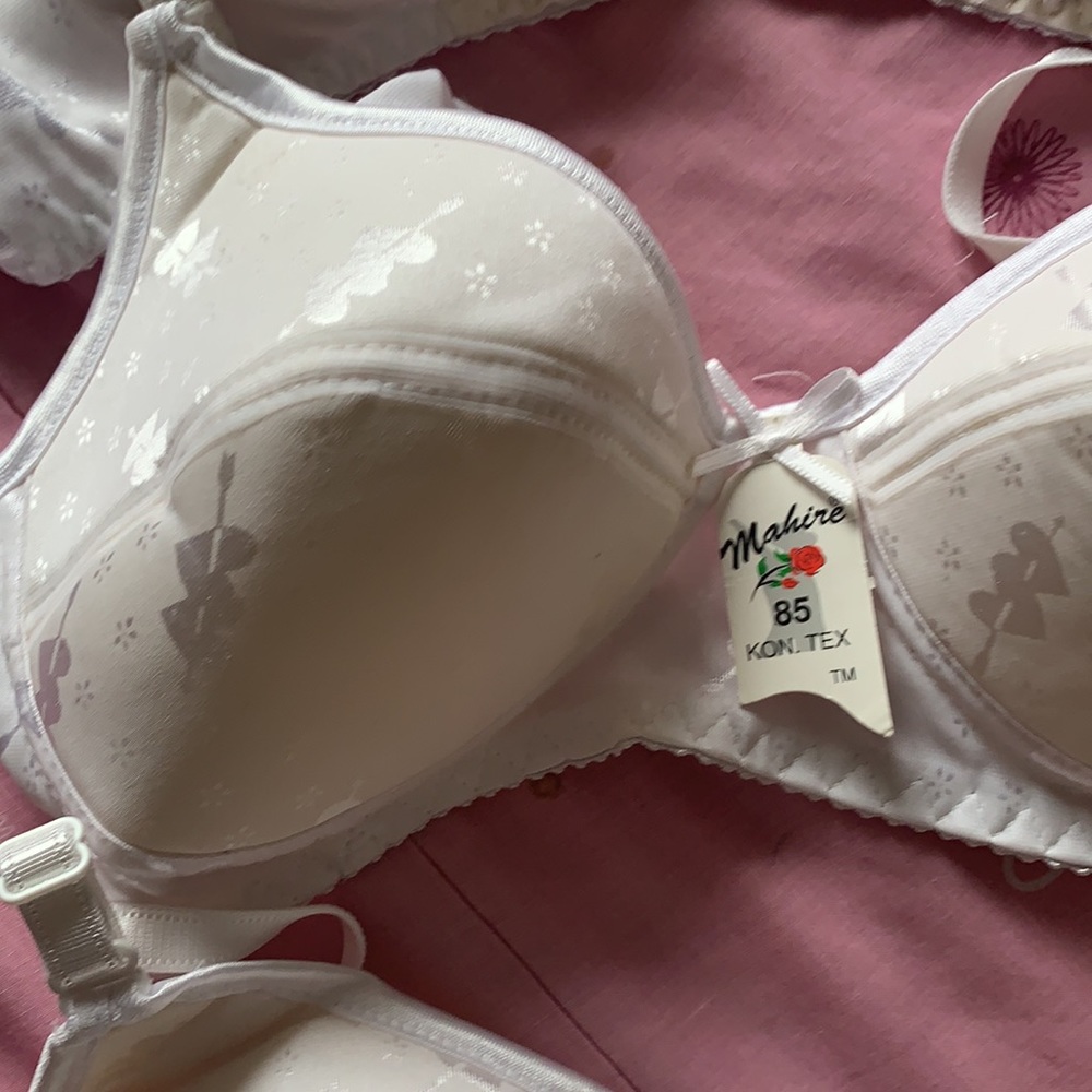 Bra bundle - Picture 3 of 6